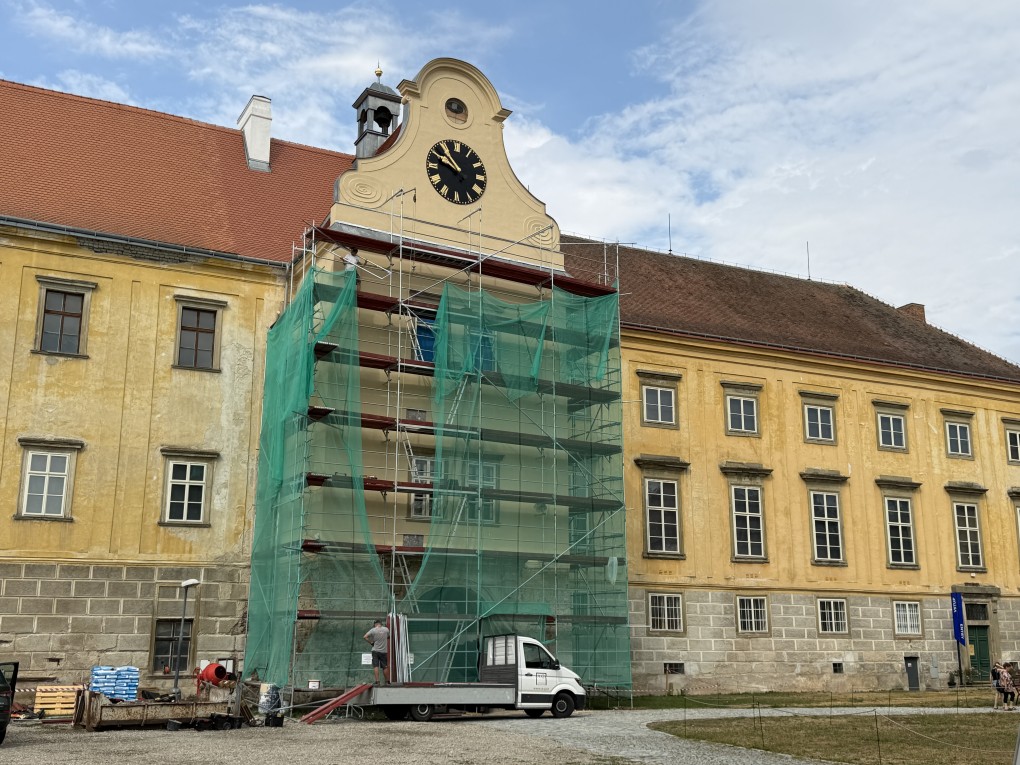 Rizalit na zámku dostal nový kabát