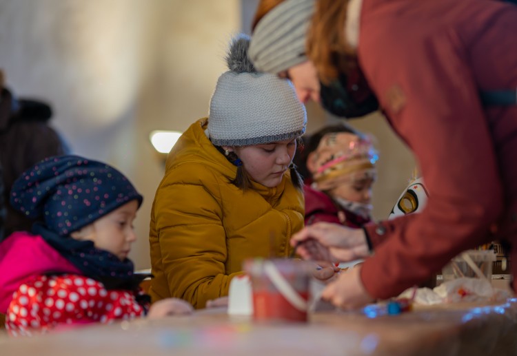 Průvod masek prošel Moravským Krumlovem (foto 14)