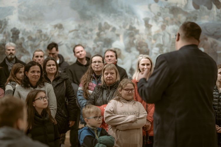 Výstava obrázků dětí na téma Muchův kraj (foto 5)