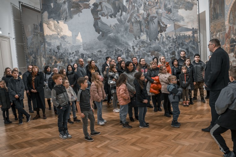 Výstava obrázků dětí na téma Muchův kraj (foto 3)