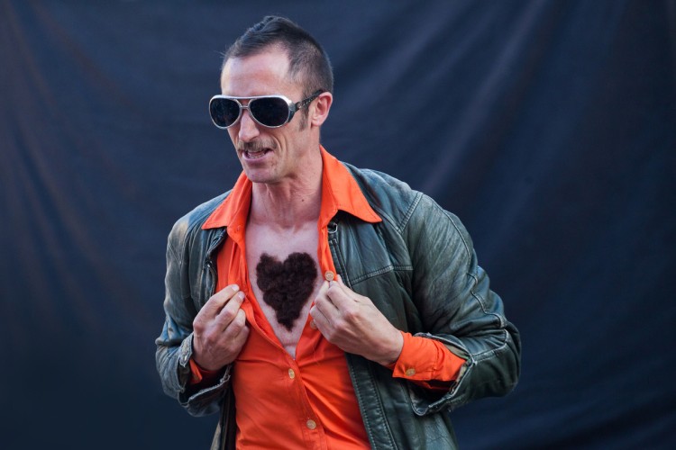 Na zámek míří oceňovaná novocirkusová show Shake Shake Shake (foto 3)