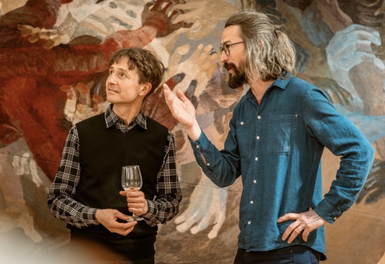 Na zámku vystavuje František Filipi. Přijďte na Chronický náznak úsměvu (foto 4)