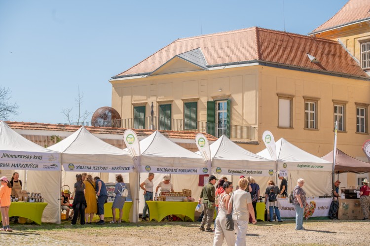 Zámecký areál provoněl Festival plný chutí (foto 26)